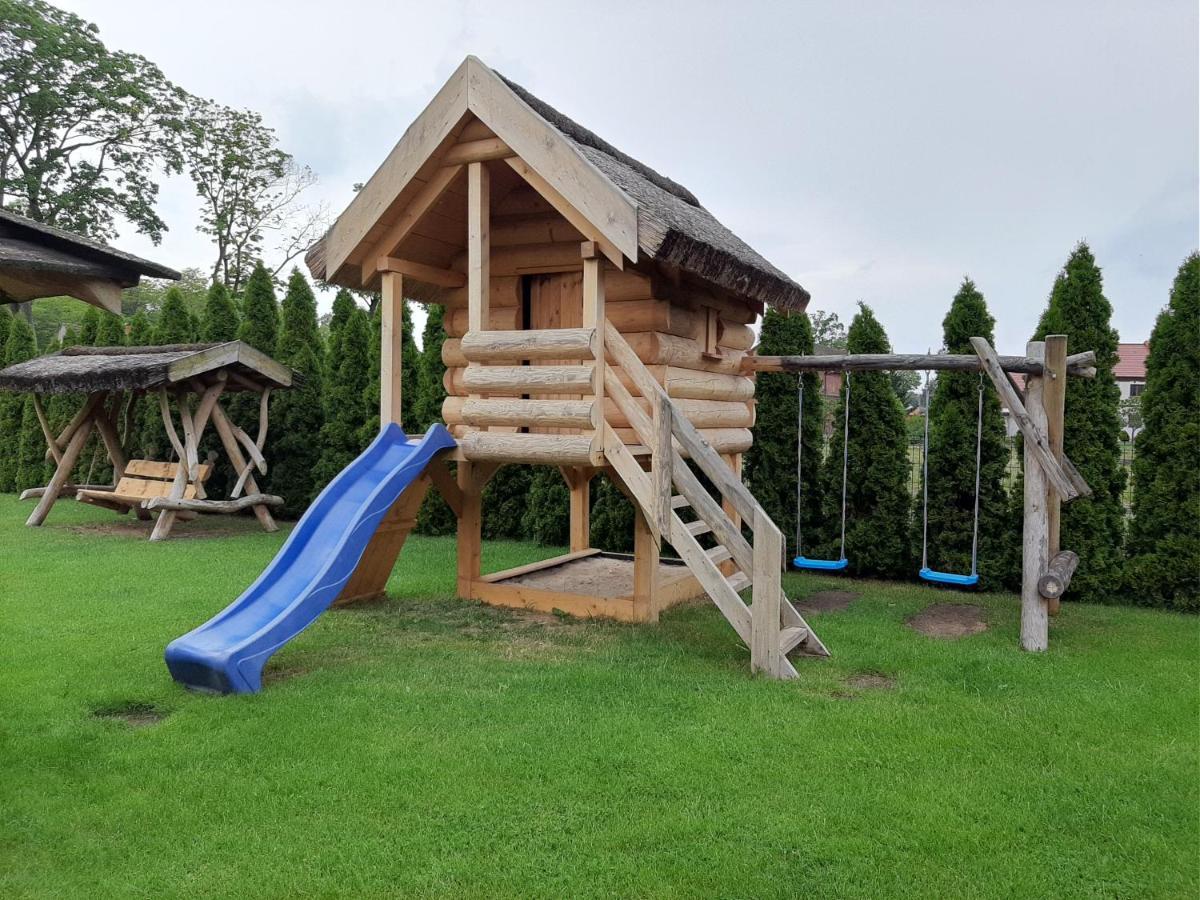 Pod Koziorozcami Hotel Trzebiechow Eksteriør billede
